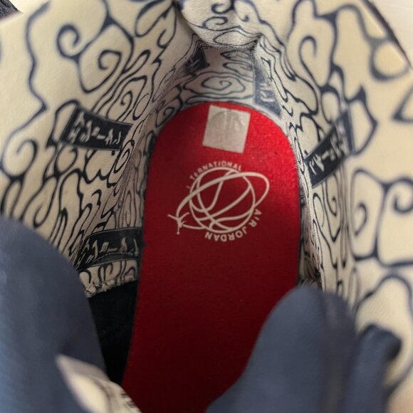 Men's Nike Air Jordan 12 International Flight Retro Blue BV8016-445 Size 11 - Picture 9 of 16